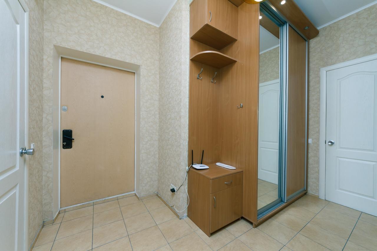 Apartment Poznyaky-Bazhana Kiew Exterior foto