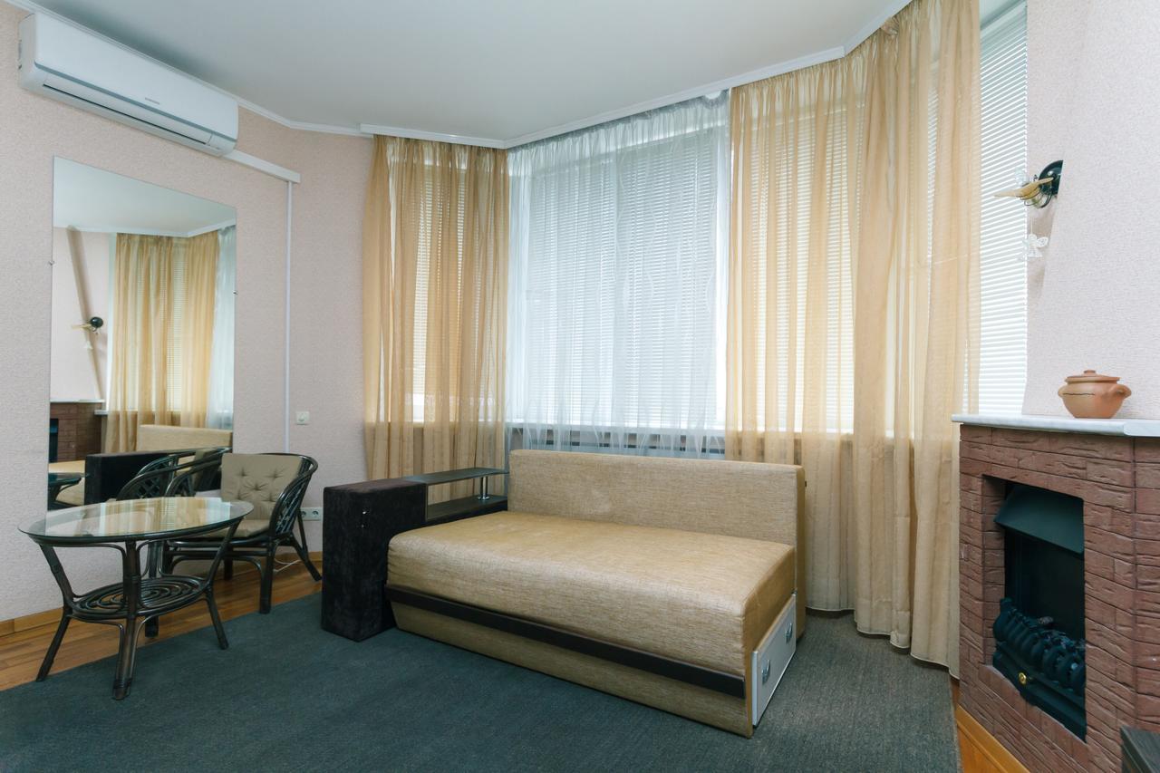 Apartment Poznyaky-Bazhana Kiew Exterior foto