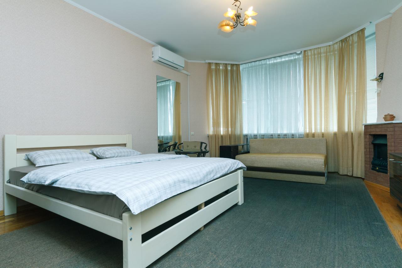 Apartment Poznyaky-Bazhana Kiew Exterior foto